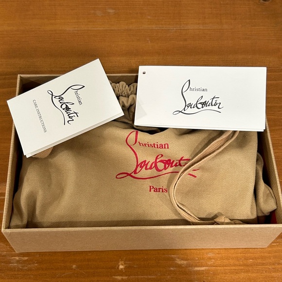 Christian Louboutin Hawaii floral Panettone wallet *full inclusion* - Picture 10 of 10